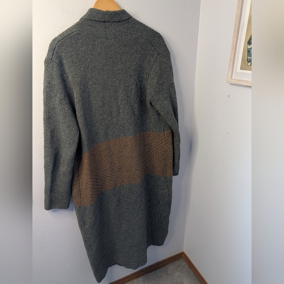 Studio B by Bobeau Long Open Front Cardigan Sweater Gray Brown Chevron – L - Picture 3 of 5